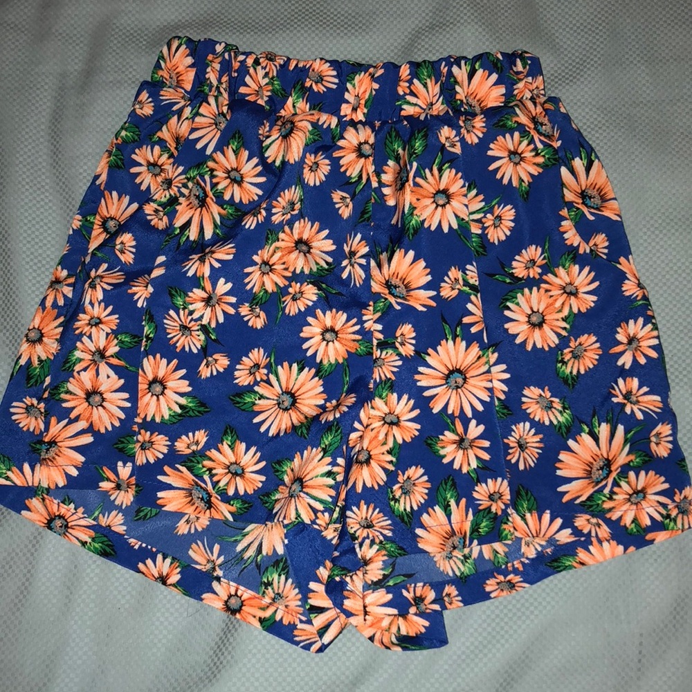 Daisy Shorts
